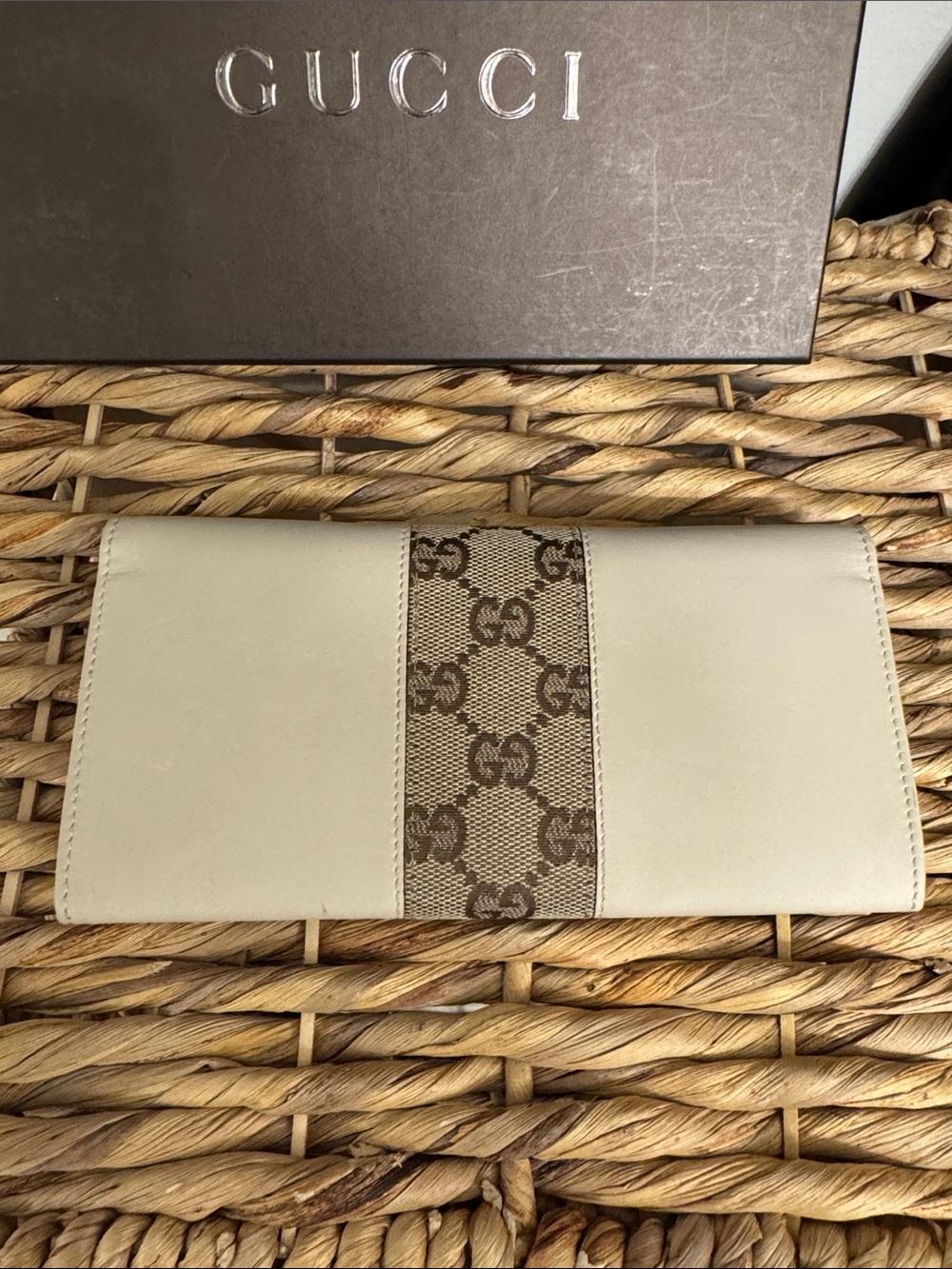 Gucci Beige GG Canvas Leather Continental Wallet - Picture 2 of 4